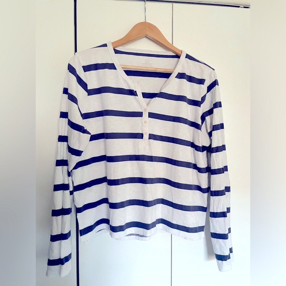 Aerie Women’s Relaxed Long Sleeve Shirt Size XL